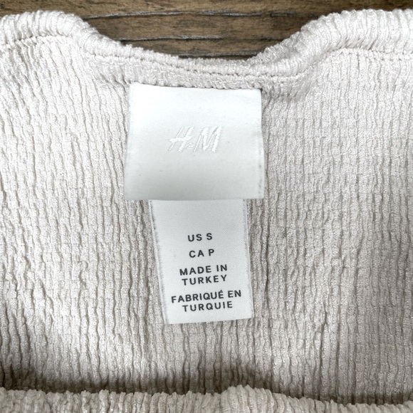 H&M Top - Picture 2 of 2